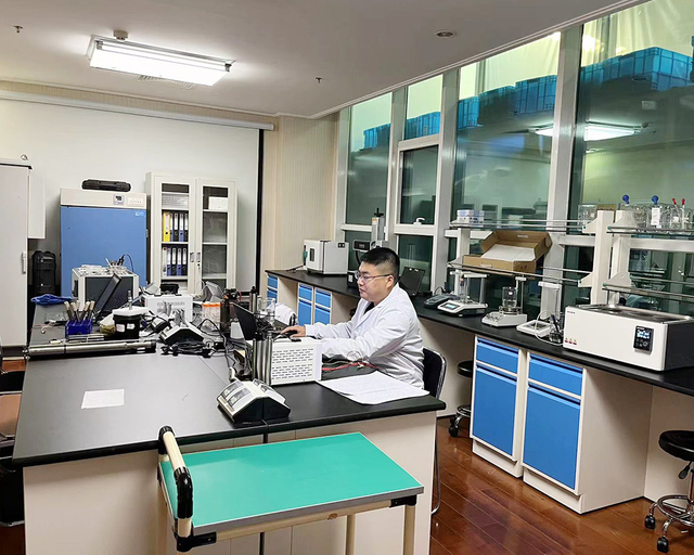 Лаборатория исследований и разработок для датчиков мониторинга воды